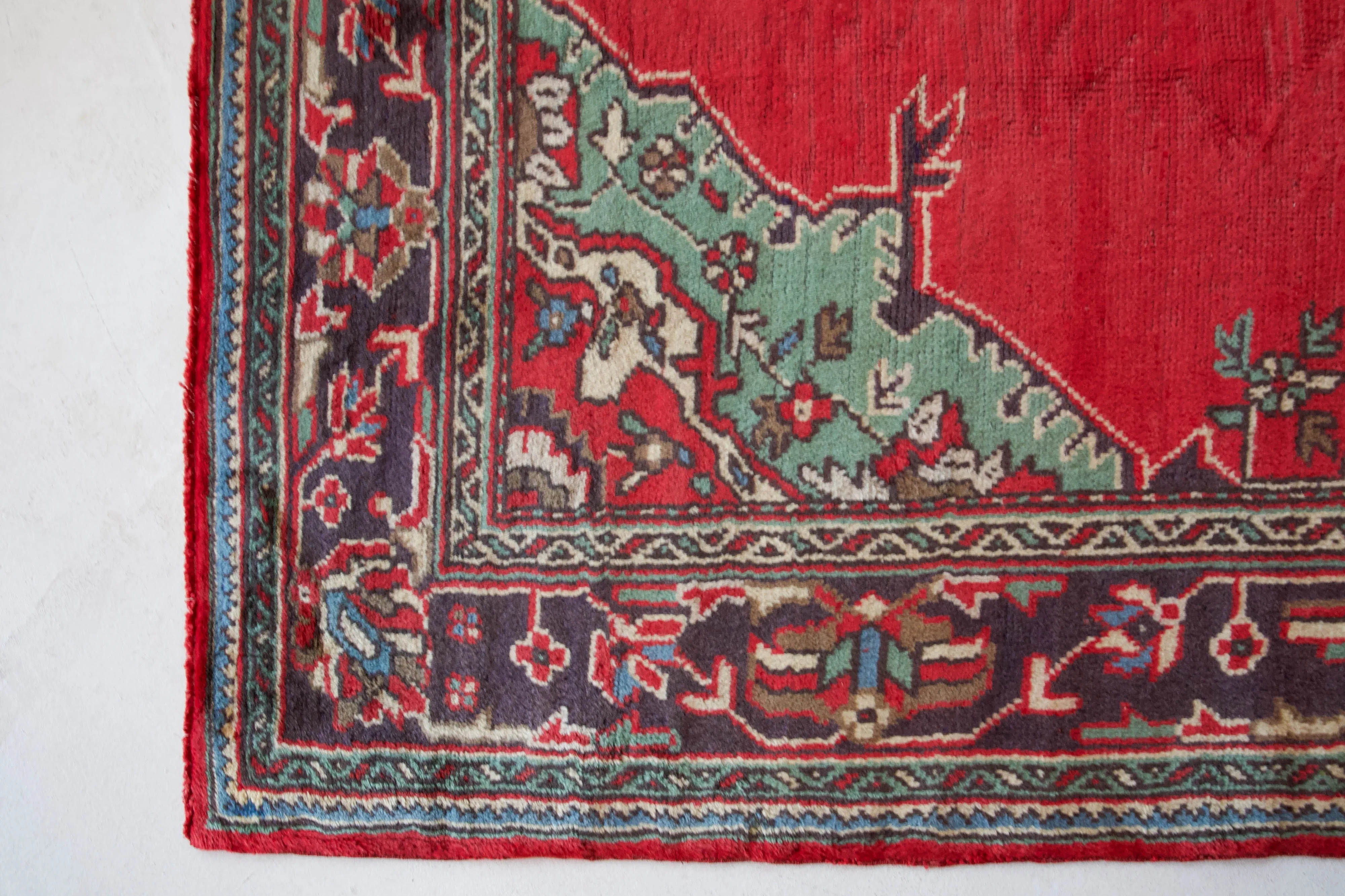 Semi-antique Oushak Rug 7'6'x10'3"